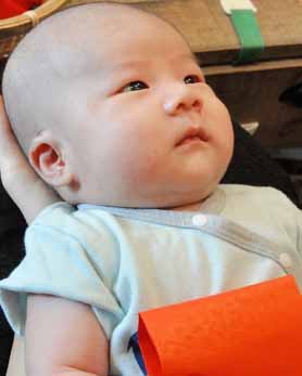 台中市滿月剃頭，台中剃胎毛