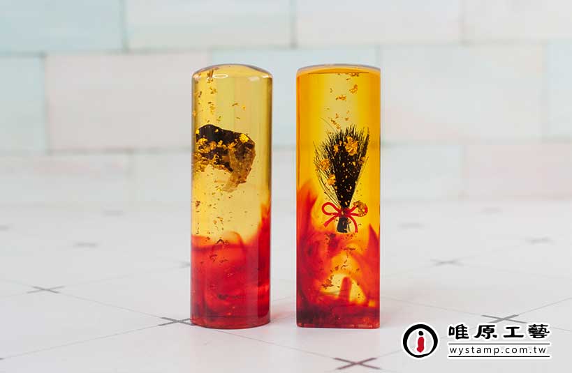 【成品照分享】-金箔琥珀臍帶胎毛印章