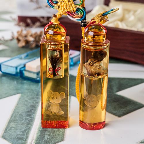 12生肖【浮動金箔+吊飾】水晶肚臍章/乙顆