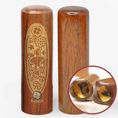 紅紫檀【金漆雕刻】臍帶印章可愛兔-上崁/乙顆