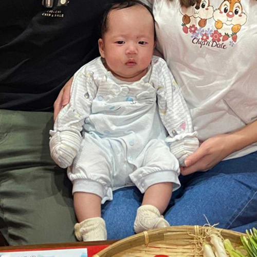 台北濟南滿月剃頭髮