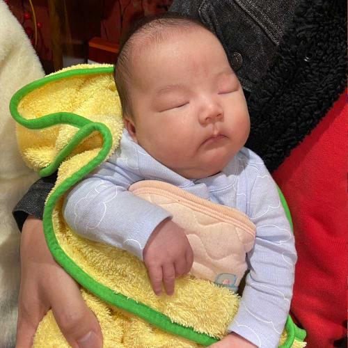 台北濟南滿月剃頭