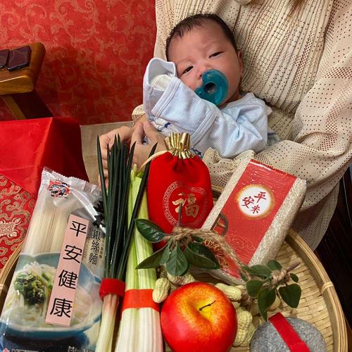 台北中正滿月剃頭髮