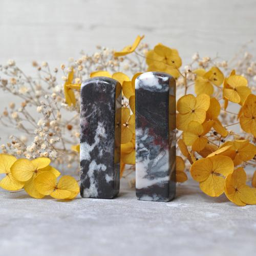 紅礦雞血石（無銅鐵）結婚對章