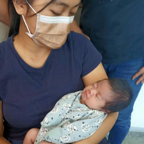 高雄大寮剃胎毛