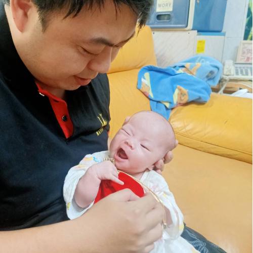 高雄三民滿月剃胎毛