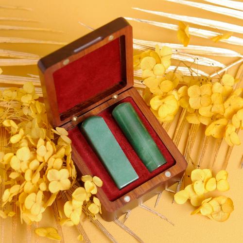 綠色東陵玉印章/乙顆