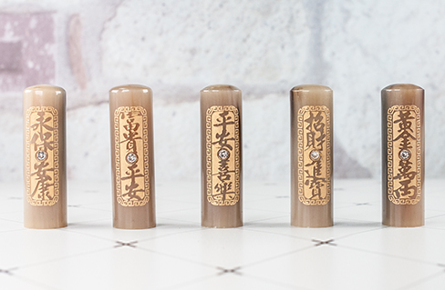 台南 肚臍章 花赤牛角 唯原工藝 金漆