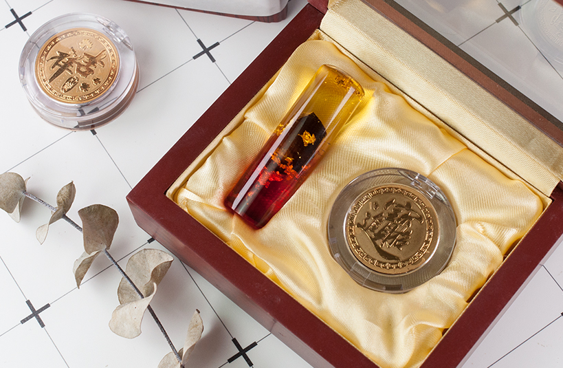 台南 臍帶章 金箔琥珀 唯原工藝