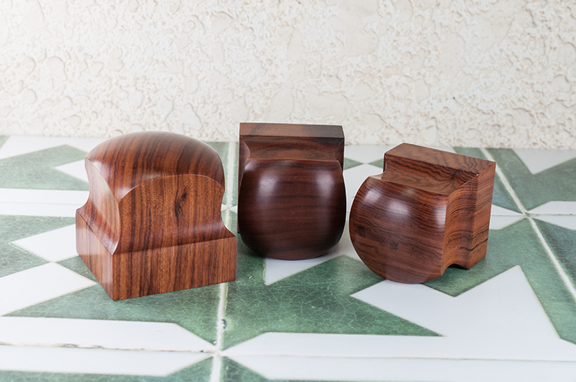 通常一間廟宇裡，會供奉多尊神明，而針對每一尊神明，住持通常會遵從神明的指示，或是特別功能的需要，給神明刻一個屬於自己的印章。通常，廟宇的主神都會有刻有屬於自己的神明印章，其他恭奉的神明則要看自己的需要，沒有一定的範疇。