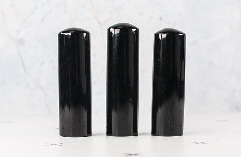 給自己禮物，選擇台南唯原工藝個人印鑑章、印鑑章、開運章，提供最多的材質、完善的服務。純天【黑曜石】個人印鑑章，買黑曜石個人印鑑章就來唯原工藝!