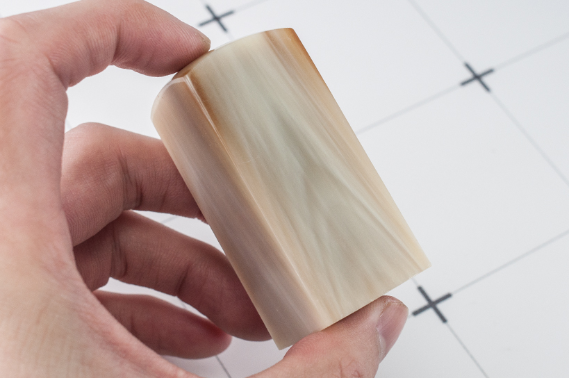 台南公司章!給自己禮物，選擇台南唯原工藝公司章、公司大小章、個人印鑑章、印鑑章、開運章，提供最多的材質、完善的服務。純天【赤牛角】個人印鑑章，買赤牛角公司大小章就來唯原工藝!