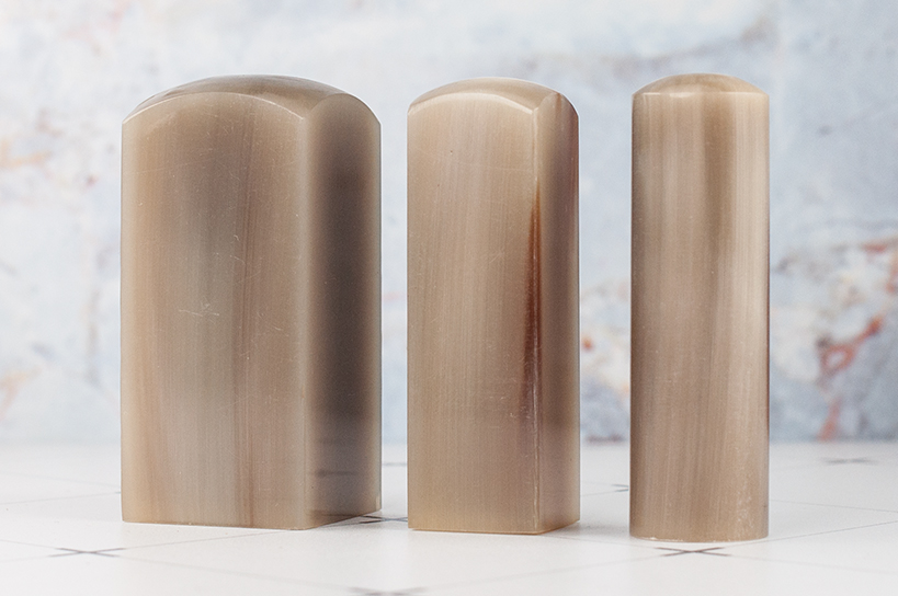 台南公司章!開店開業首選，選擇台南唯原工藝公司章、公司大章、個人印鑑章、印鑑章、開運章，提供最多的材質、完善的服務。純天【赤牛角】公司章，買赤牛角公司大小章就來唯原工藝!