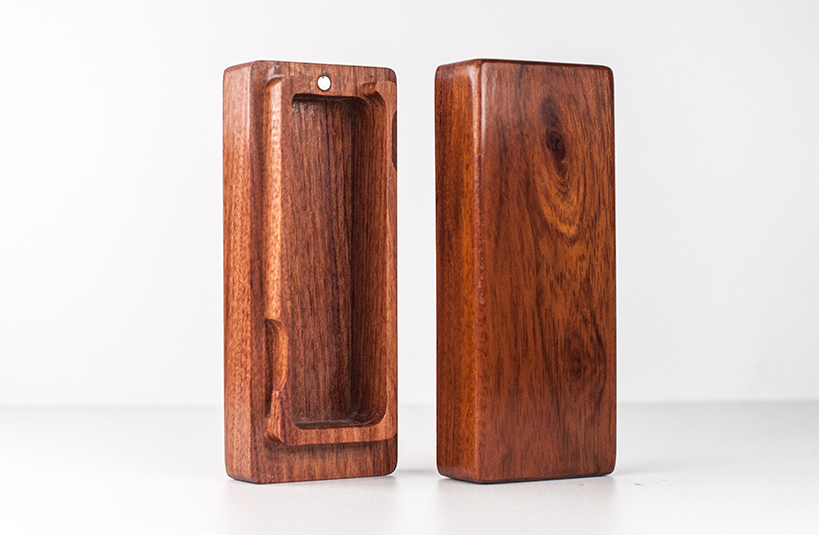 台南印章推薦~給自己禮物，選擇台南唯原工藝個人印鑑章、印鑑章、開運章，提供最多的材質、完善的服務。紅紫檀檀卡榫盒印章組 個人印鑑章就來唯原工藝!