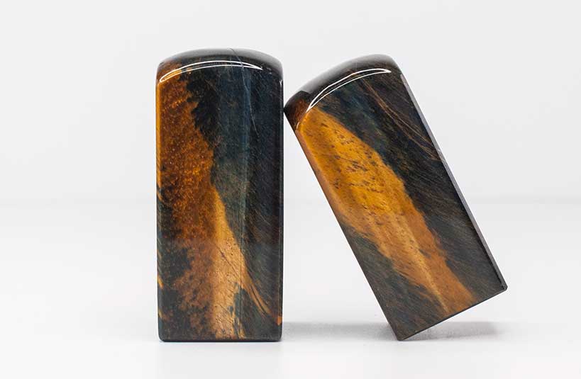 給自己禮物，選擇台南唯原工藝公司章、公司大小章、個人印鑑章、印鑑章、開運章，提供最多的材質、完善的服務。純天【黃虎紋石】個人印鑑章，買玉石公司大小章就來唯原工藝!