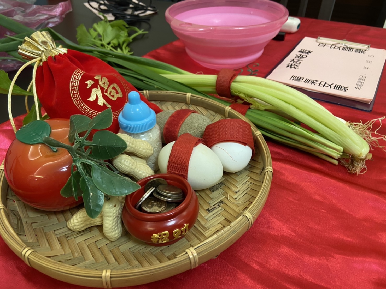 淡水新生兒到府理髮,淡水新生兒到府剃頭,
