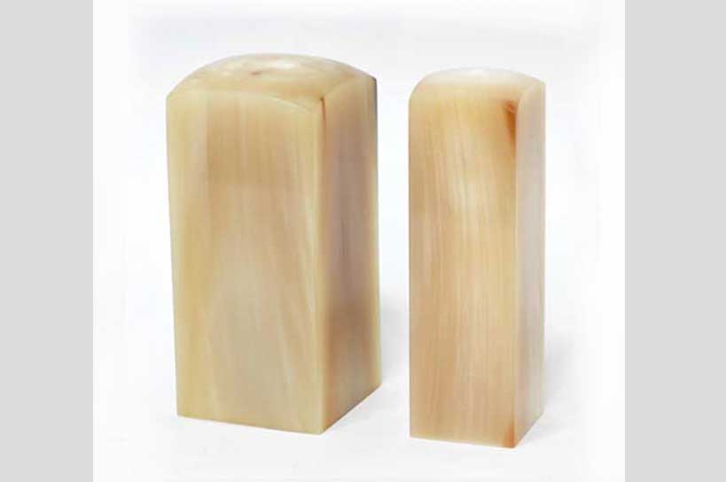 台南公司章!開店開業首選，選擇台南唯原工藝公司章、公司大章、個人印鑑章、印鑑章、開運章，提供最多的材質、完善的服務。純天【赤牛角】公司章，買赤牛角公司大小章就來唯原工藝!