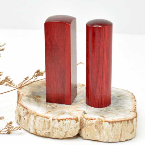 結婚對章意義不單單只是結婚當天雙方用印的時候使用。